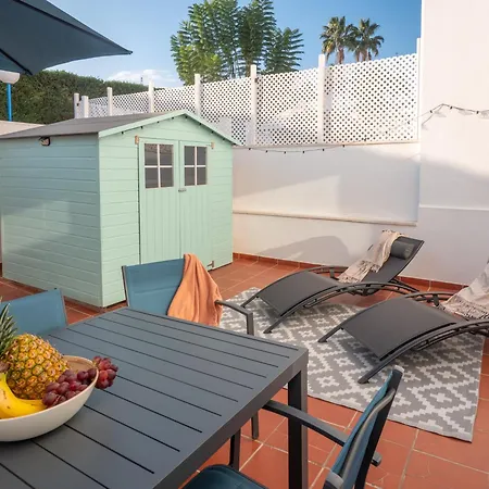 Semesterbostad Family Fairways I Spacious 4-bedroom Townhouse Near & Golf, *