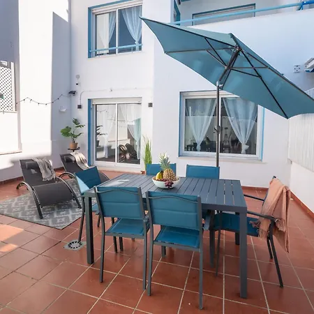 Family Fairways I Spacious 4-bedroom Townhouse Near & Golf, Estepona